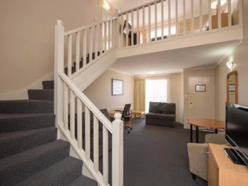 Hotel Harbour Sails Motor 4*